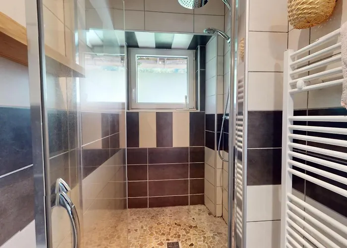 Apartment Evasion Nature *